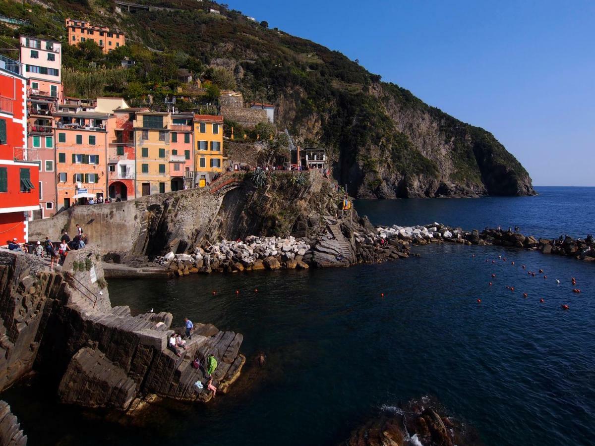 Ai Pesci Room Rental Riomaggiore Buitenkant foto