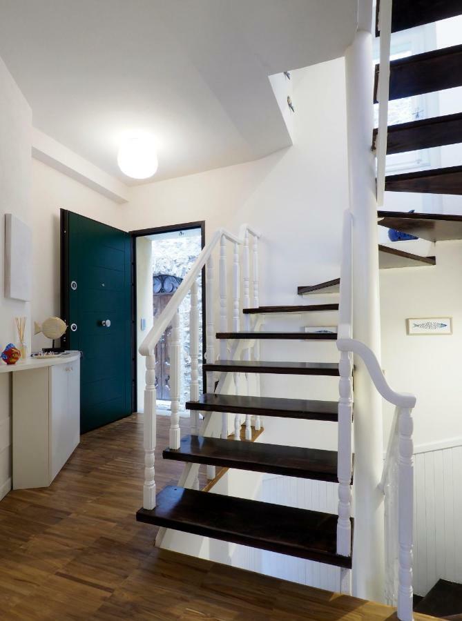 Ai Pesci Room Rental Riomaggiore Buitenkant foto