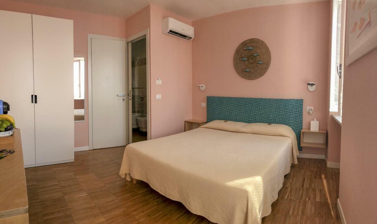 Ai Pesci Room Rental Riomaggiore Buitenkant foto